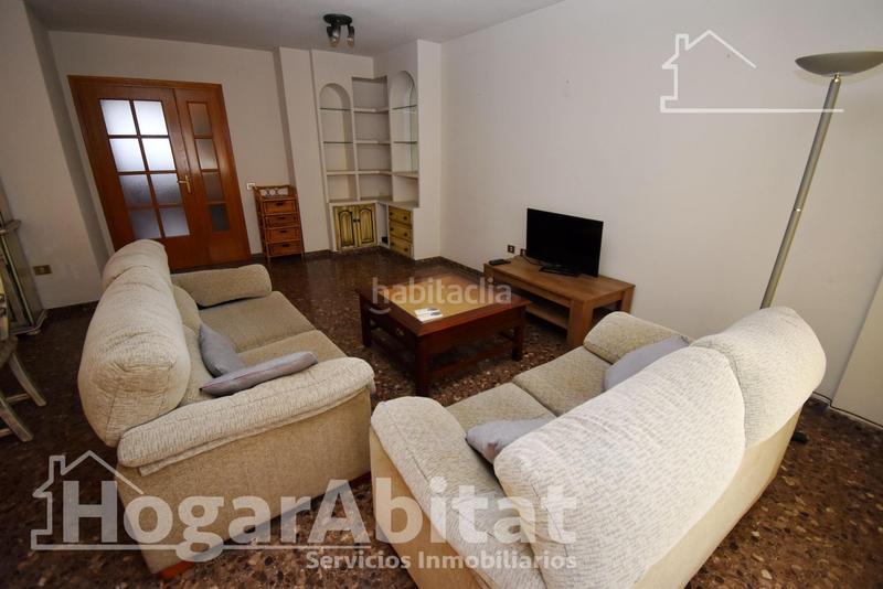 Foto f01407ca-ac6c-48ec-ab08-86c402646359. Appartamento con parcheggio in Llombai Burriana