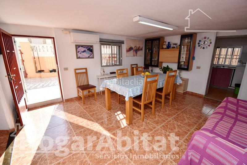 Foto 22e3f2ed-fb3a-486a-84d1-6ceacd70fba8. Chalet con riscaldamento parcheggio piscina in El Grao Castellón de la Plana