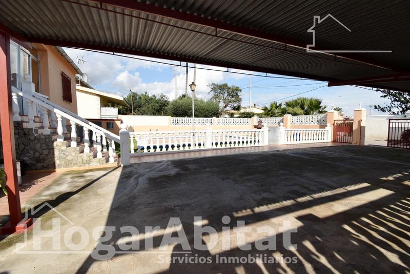 Foto e1d9f668-daba-478b-8765-87130b281b9c. Chalet con riscaldamento parcheggio piscina in El Grao Castellón de la Plana