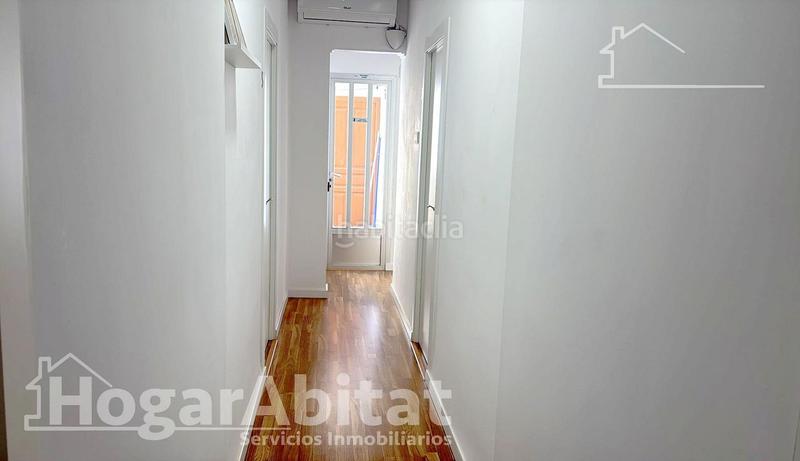 Foto 184fb72d-a633-48ed-b5ac-953eb1c58b99. House with heating in Avenida de Abril-9 de Octubre Sagunt
