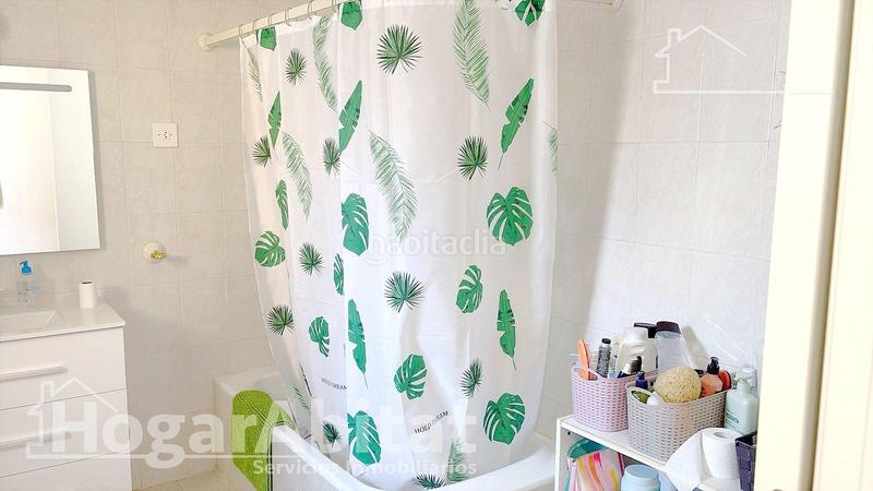 Foto 9060e3d3-52b9-417d-a7f5-a51e5c8bc020. House with heating in Avenida de Abril-9 de Octubre Sagunt