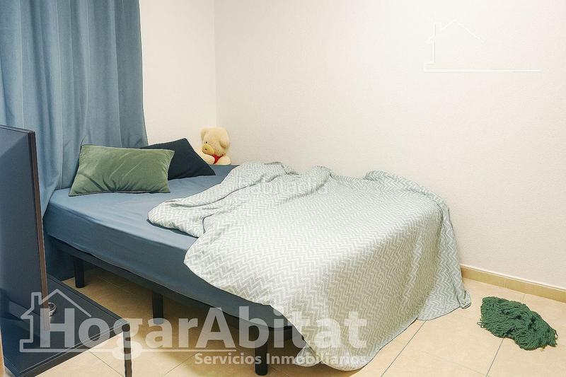 Foto a0e28621-6eac-497b-9308-17e2a4e4db9c. House with heating in Avenida de Abril-9 de Octubre Sagunt