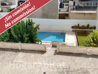 Appartement à Biar. Espacioso en residencial con piscina y trastero