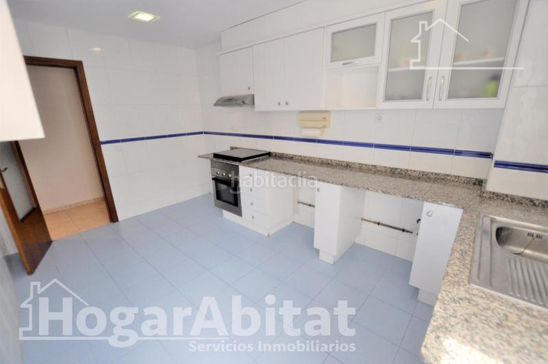 Foto cad31d59-6edd-430d-a597-464e33211bd6. Appartement avec chauffage parking dans Benimàmet Valencia