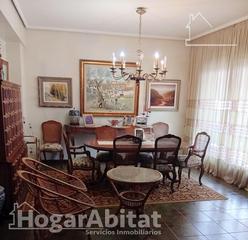 Appartamento  Avenida francesc tàrrega. Semireformado y espacioso con balcón y ascensor