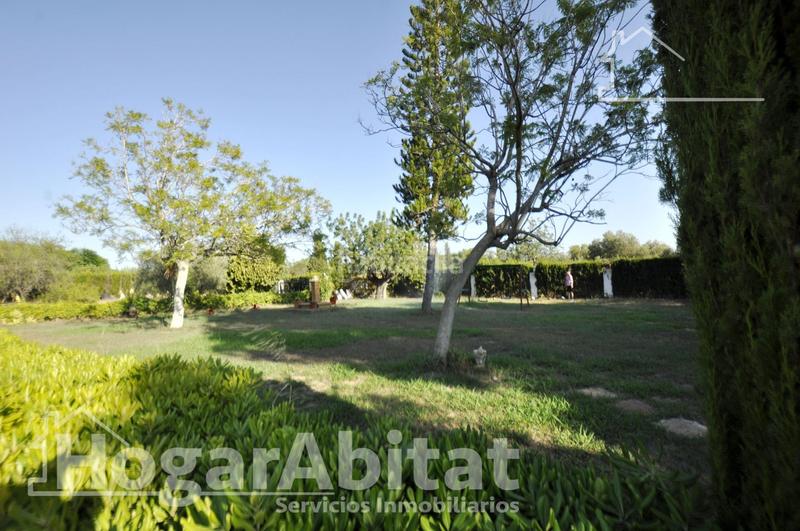 Foto a2732488-93c5-4f47-9a98-90ec45b15b69. Casa amb aparcament piscina a La Conarda-Montesano Bétera