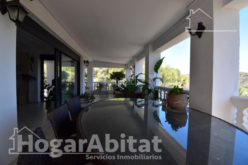 Foto 2a79e05c-21d3-434d-9ac3-3142be5c5bd7. Chalet  totalmente reformado! amplio con 4 viviendas independientes y piscina privada en Gandia