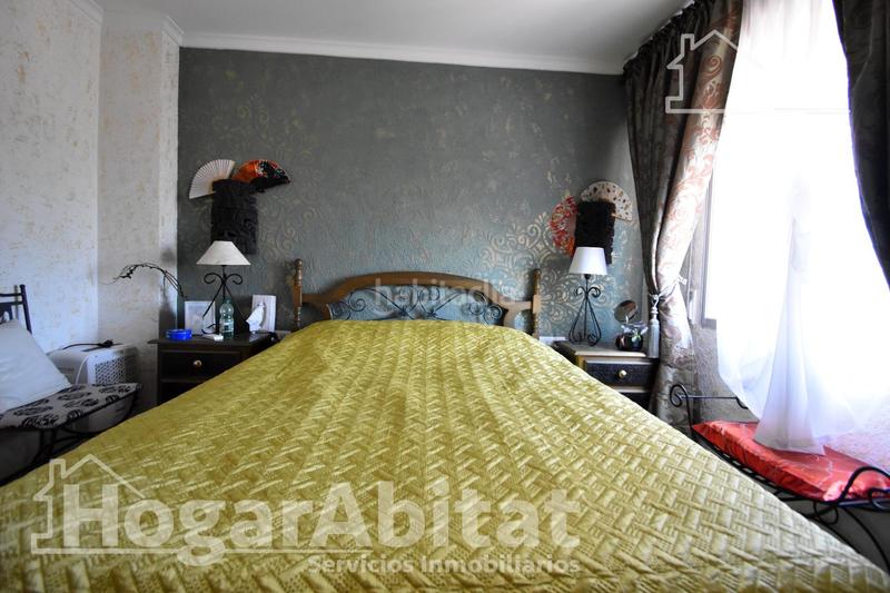 Foto 51917f8a-d50b-4fb6-921d-1a5a987c039a. Chalet  totalmente reformado! amplio con 4 viviendas independientes y piscina privada en Gandia