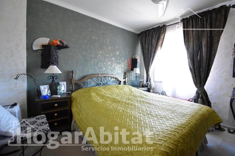 Foto e4304a93-dfaf-4864-a88c-9616a3e3beb7. Chalet  totalmente reformado! amplio con 4 viviendas independientes y piscina privada en Gandia