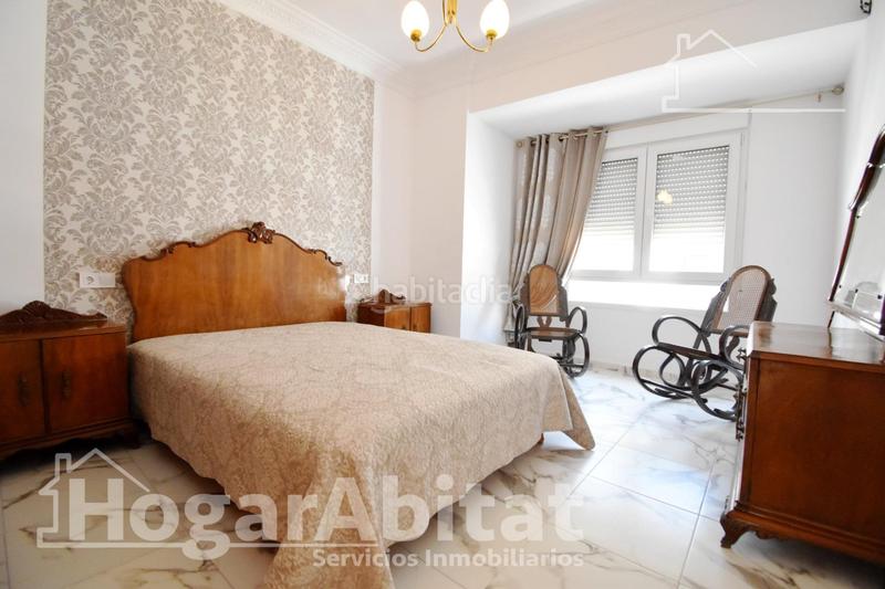 Foto 0d38c584-a0e9-418f-9b88-9e8680433f67. Pis a Oliva pueblo Oliva