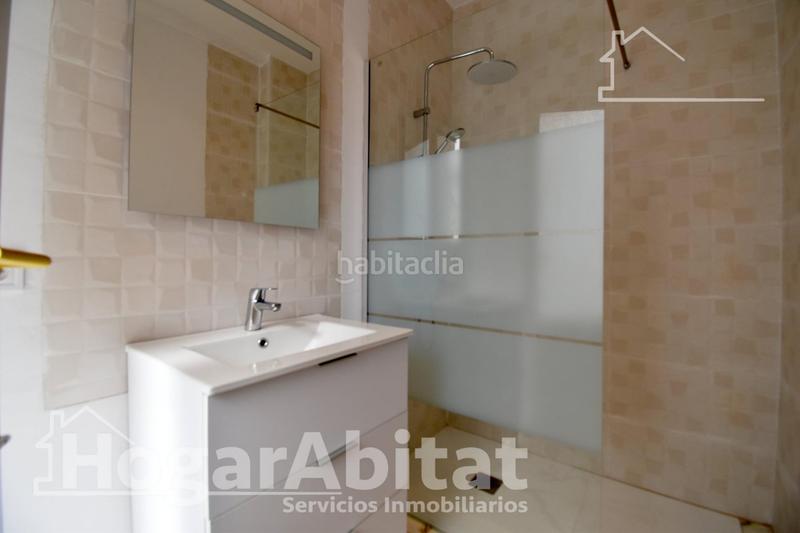 Foto 1e5dcdf1-b2ed-47dd-9217-7743d215d095. Pis a Oliva pueblo Oliva