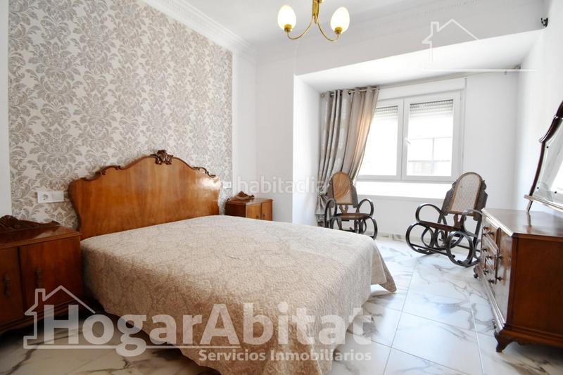 Foto d5f3a576-f849-4702-a710-8e1c2fc6ef83. Pis a Oliva pueblo Oliva