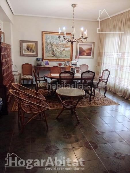 Foto f0f5bc3d-8c42-452f-af33-1c490145d90c. Piso semireformado y espacioso con balcón y ascensor en Villarreal / Vila - real