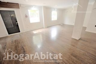 Piso  Calle san marcelino. Inversión ideal! bajo para reformar luminoso con ascensor y terr