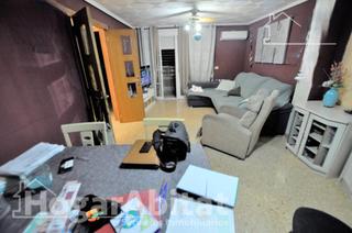 Appartement  Carretera molí de pala. En buena zona! amplio, luminoso y exterior con balcón y terraza