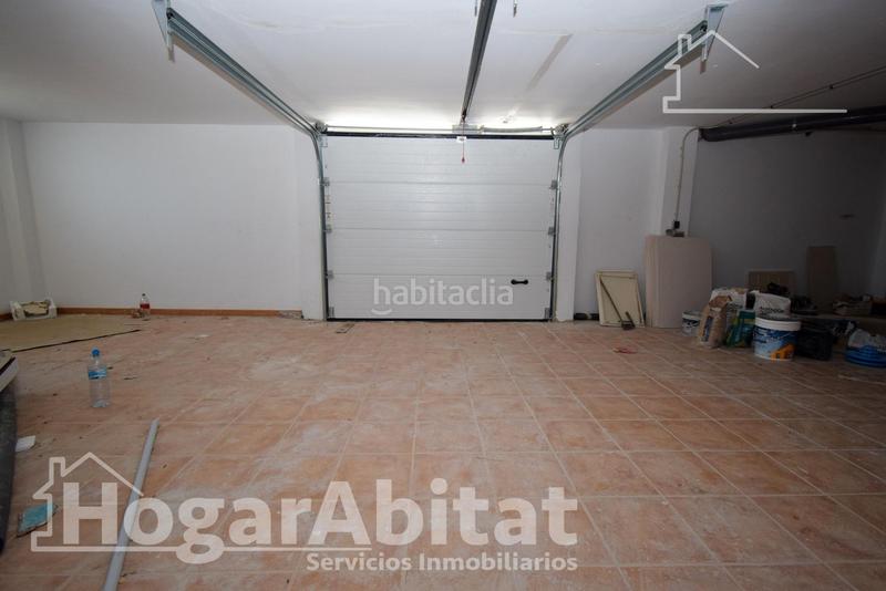 Foto 10052e76-5985-4fee-9223-d9658132835c. House with heating parking in Centro Chiva