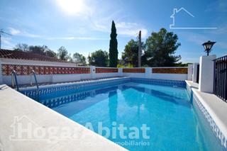 Xalet  Polígono polígono 37. Chalet rústico con piscina, garaje y terraza