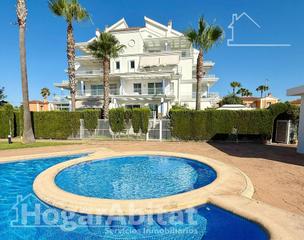 Pis  Calle vermeer. Espectacular, en residencial cerca del mar! amplio y luminoso co