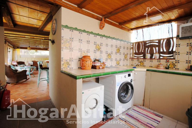 Foto 8725d4cb-8086-45c0-8e95-3c23109fc1e7. Xalet amb calefacció aparcament piscina a Poblets (els)