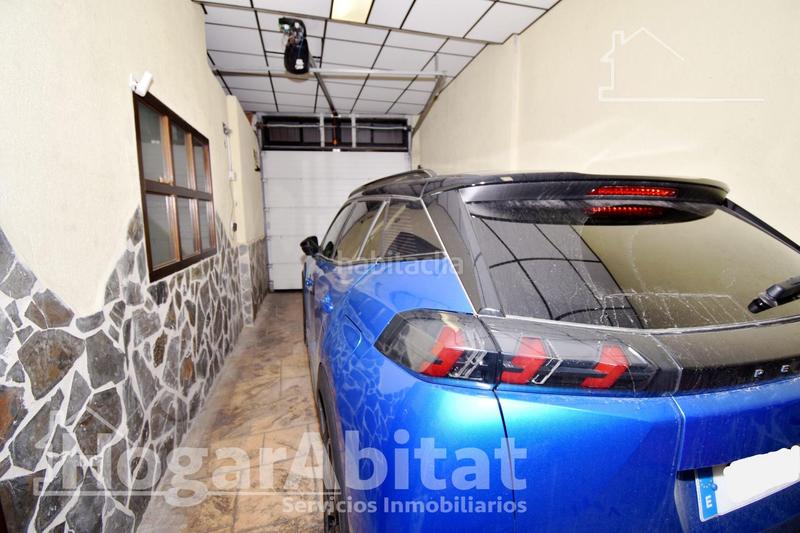 Foto 72a1f2dd-0682-4679-b1c8-56f8a07bf4a1. Maison jumelée avec chauffage parking dans Centro Chiva