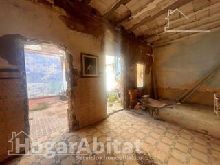 Casa  Avenida juan de austria. Casa acogedora y luminosa para reformar con terraza