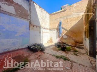 Casa  Avenida juan de austria. Casa acogedora y luminosa para reformar con terraza