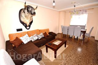 Pis  Calle arago. Seminuevo con garaje, terraza y trastero