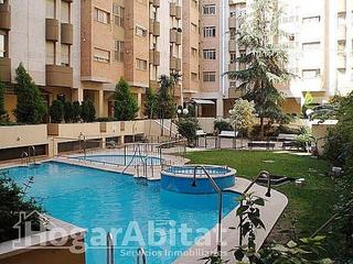 Appartement  Calle camilo josé cela. Acogedor y exterior en residencial con garaje y piscina