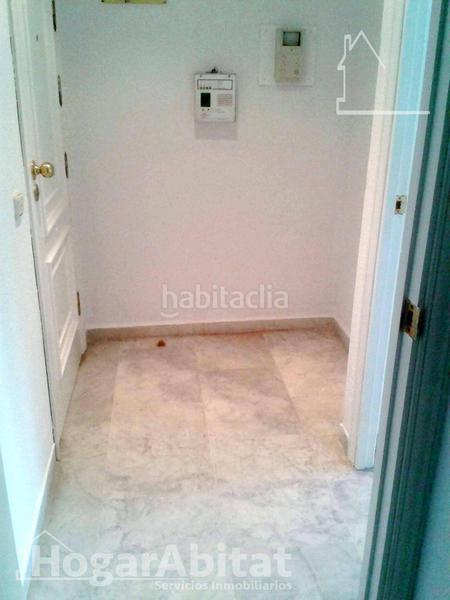 Foto da18f765-d14d-4612-98ee-e3284e74f9cd. Flat with parking in La Buhaira Sevilla