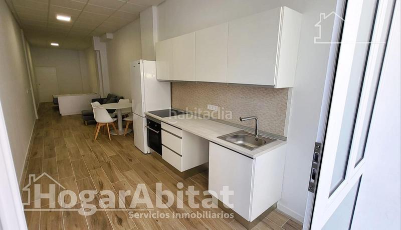 Foto 4179aacd-0dc4-4de5-8fe9-5ee0dac455f6. Pis a Torrefiel Valencia
