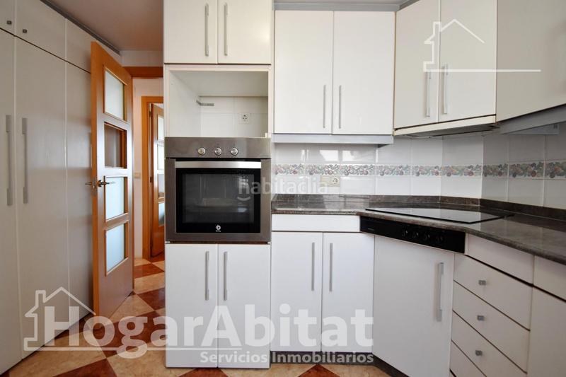 Foto 43c1b1eb-618a-4058-969f-cf98e27cabc4. Appartamento con parcheggio in Oliva pueblo Oliva