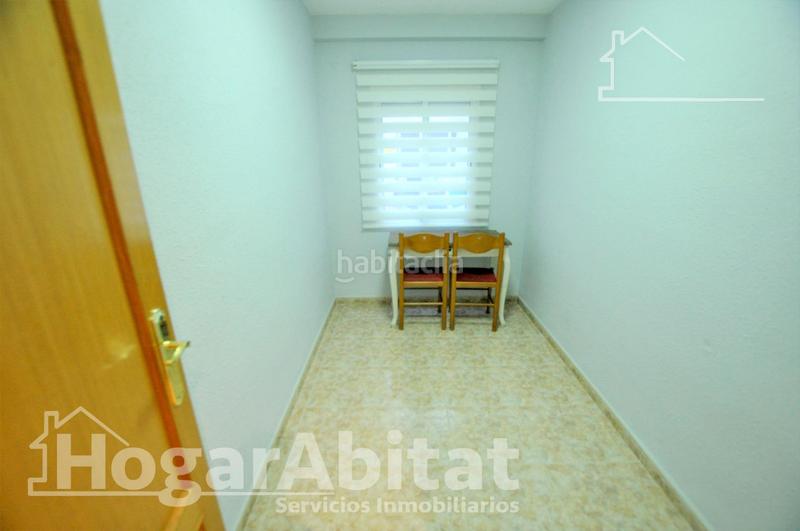 Foto a8b4f912-b0d4-4bf7-9720-5d7968c1217c. Etagenwohnung in Torrefiel Valencia