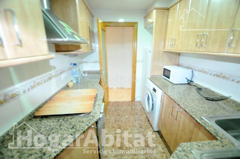 Foto f602cc33-b46f-4fff-b180-66d07ab8635a. Etagenwohnung in Torrefiel Valencia