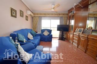 Appartement  Calle fuente del jarro. Amplio, luminoso y exterior con balcón cerca del centro
