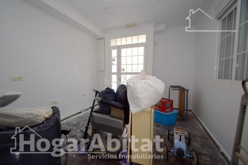 Foto b7f42381-0627-424e-b59c-f174218b026c. Pis a Algemesí