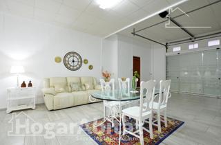 Casa  Calle calvari vell. Casa espectacular! reformada, impecable y muy luminosa, en el ce