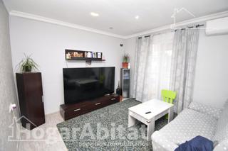 Etagenwohnung  Calle sant antoni. Reformado! acogedor, esquinero y exterior con balcón, cerca del