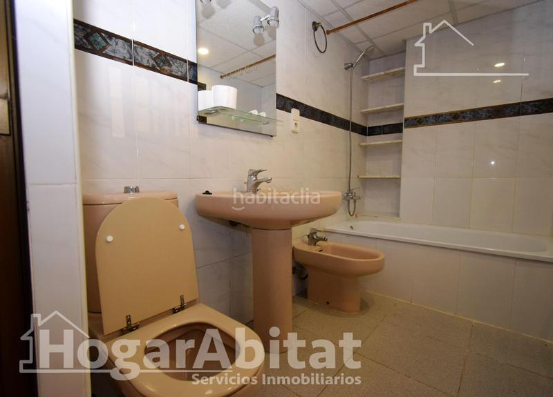 Foto 652e1632-892b-4edb-be4c-3f9f1f4fd958. Casa cerca de la playa! casa acogedora con patio y trastero en Valencia