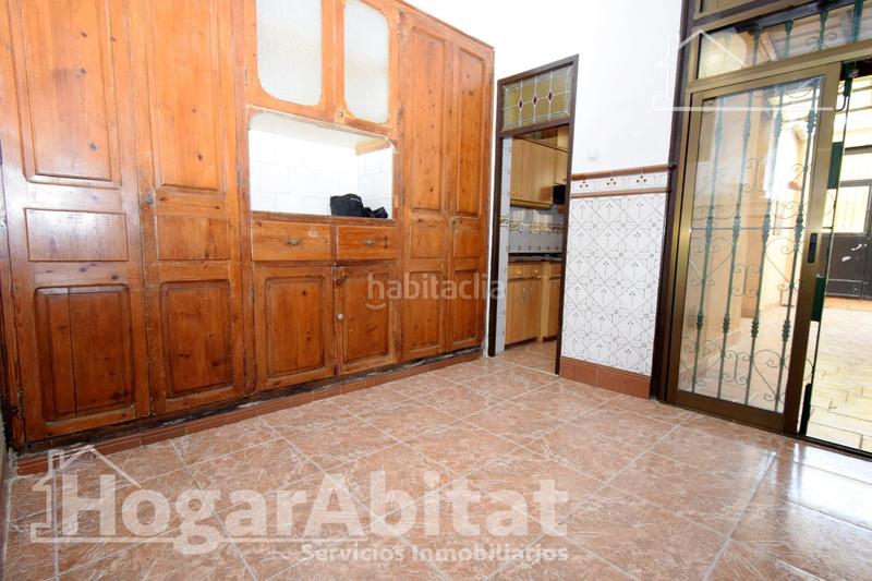 Foto 74e737a4-d62c-4d8e-b9d0-8ea4f0beea7c. Casa cerca de la playa! casa acogedora con patio y trastero en Valencia