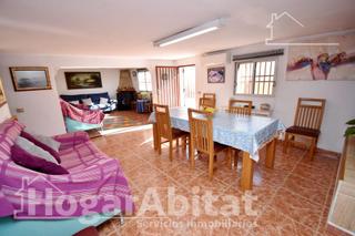 Xalet  Camino segunda travesera fileta. Precioso chalet esquinero con piscina privada, parking, terraza