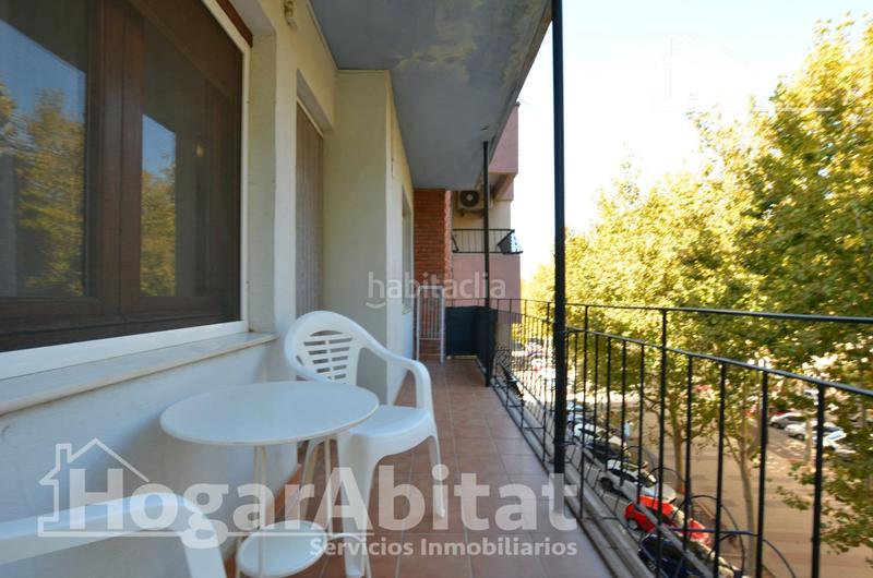 Foto 09181127-ed17-4e3c-acf0-8cfbd57ac803. Pis a Oliva pueblo Oliva