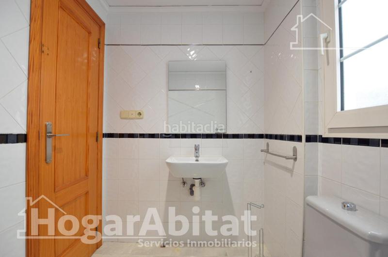 Foto 2da2bbd2-3f6d-4f66-8497-5b08b8c5181f. Pis a Oliva pueblo Oliva