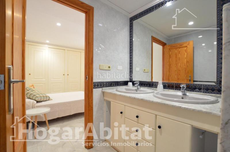 Foto a3e5b449-1c63-4871-bb9c-aa9cc9f128d9. Pis a Oliva pueblo Oliva