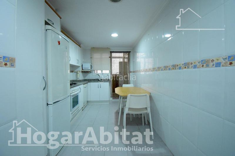 Foto c0749070-cc88-4759-a275-fcf6dca9b533. Etagenwohnung mit parking in Centro Urbano Dénia