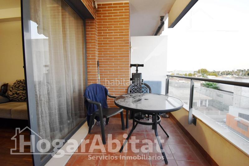 Foto e8db6a7f-1008-4cb2-a429-e3571d7e3410. Pis amb calefacció aparcament a Oliva pueblo Oliva