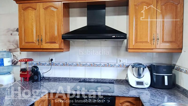 Foto 39da7747-1a2c-4d7c-9a56-6f1c60bf3d10. Xalet amb aparcament piscina a Oliva playa Oliva