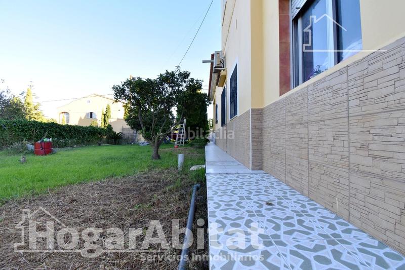 Foto 79bf5595-9185-4c60-94b2-f0d1d95c7164. Xalet amb aparcament piscina a Oliva playa Oliva