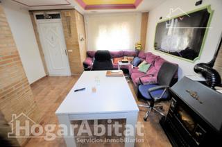 Pis  Calle puebla de farnals. Buena zona! bajo reformado, impecable y acogedor con patio