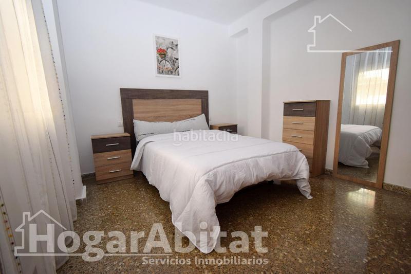 Foto 47920354-d56a-482f-95dd-8bcb1dfa95c5. Pis a El Mercado Manises