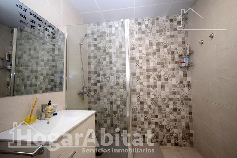 Foto 69eaa8ef-724f-4fcb-829d-402e400b64d0. Pis a El Mercado Manises